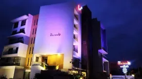 The Bliss Hotel - Image 2