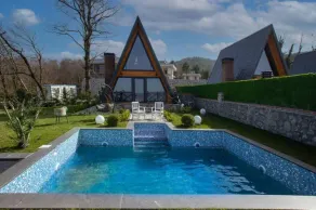 Bungalow With Jacuzzi and Private Pool in Sapanca - Image 3