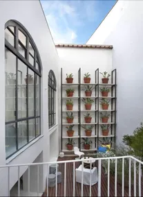 Capri Suite - Image 4