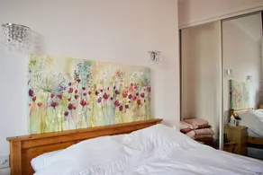 Spacious & Homely Dalry Apartment - Image 4