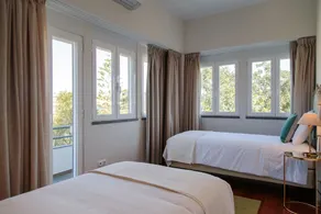 Charming Estoril Guesthouse - Image 2