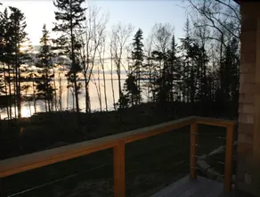 Cottage on the Shore - Four Bedroom Home - Image 4