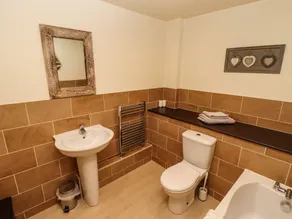 Cooper's Cottage - Image 4