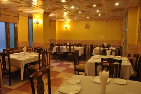 Hotel New Cosmos - Image 3