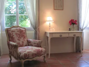 Vine Gite Holidays - Image 2