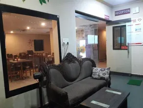 Hotel Ashoka King - Image 5