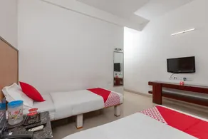 Lotels Serviced Apartment By OYO Rooms - Image 5