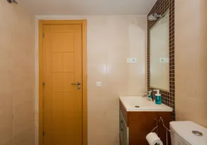 SunHome Carlos Haya Flat - Image 2
