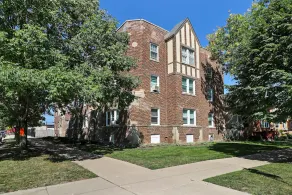 Contemporary Cragin 1BR Apt in Lockwood - Image 5