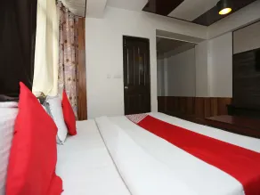 The Shyam Regency by OYO Rooms - Image 5