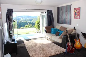 Stunning Views Bed and Breakfast - Image 4