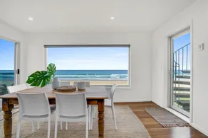 Surf Side Apartments - Image 2