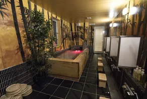Centurion Cabin & Spa - Image 5