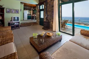 Luxury Villa Elafonisi Overlooking the sea 300 Meters Away With a Private Pool - Image 2
