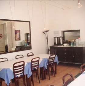 Hostel Puerta del Sol - Image 2