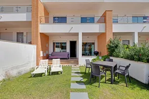 Albufeira Garden Villa With Pool - Image 4