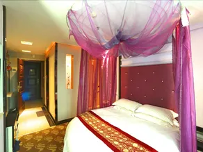 GreenTree Alliance Hotel - Image 2