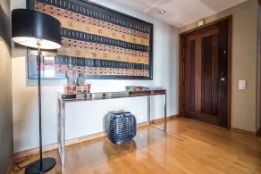 DA'HOME - Collectors Luxurious Apartment - Image 2