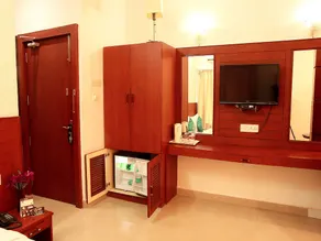 The Pearl Hotel - Image 2