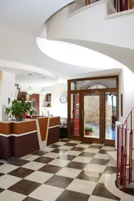 Luxury Boutique Hotel Leone - Image 2