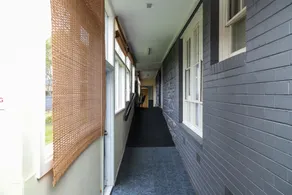 Newport Homestay And Lodge - Image 4