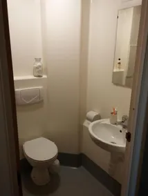 En Suite Rooms for STUDENTS ONLY, NEWINGTON GREEN - SK - Image 5