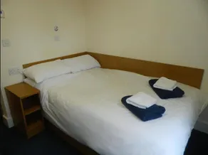 Stylish Rooms PENRYN - Image 2