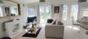 Long Lane Lodge - Lodge with Hot Tub - Image 2