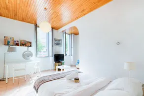 Large one Room Apartment - Notre Dame de la Garde - Image 3