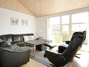 Serene Holiday Home in Thisted With Sauna - Image 5