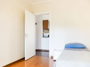 Pleasant Holiday Home In Tropea With Sea Beach Nearby - Image 2