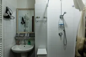 Seb's Crib - Image 5