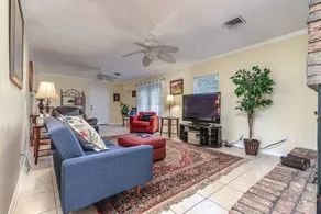 Gorgeous Home in Gulf Breeze - Image 3