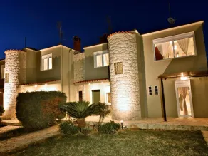 Eleon Maisonettes by TravelPro Services Nea Moudania Halkidiki - Image 5