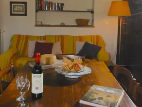Agriturismo near Cortona with Spacious Garden & Swimming Pool - Image 5