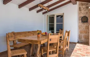 Stunning Home in Krnica With 4 Bedrooms, Wifi and Private Swimming Pool - Image 4
