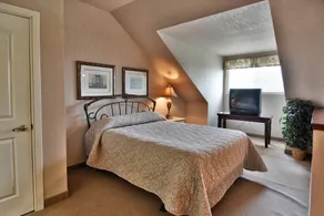 Unit 302 2 Bd/ 2 Ba Condo 2 Bedroom Condo - Image 4