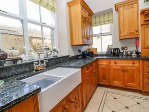 Brooklyn House - Image 2