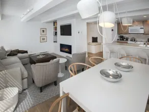 Vail International Condos - Image 2