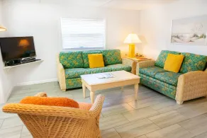 Gulf Breeze Cottages - Image 3