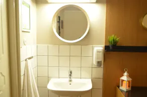 River Motel - Selfservice Check in - Book a room, make payment, get pincode to the room - Image 4