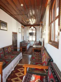 Haci Abdullahlar Konagi - Image 5