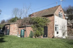 17th-century1bed/studio/petsok/garden/wifi - Image 2