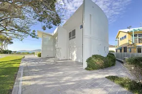 Fingal Bay Beach House - Water Views and Seconds From the Beach - Image 4
