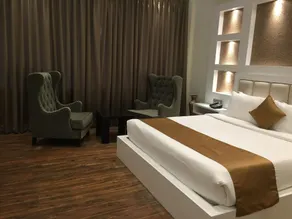 Hotel Heritage Luxury - Image 3