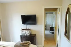 Riverview Bed & Breakfast - Image 4