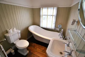 Sweetshop Cottage/1-bed home on Osea Island, Essex - Image 4