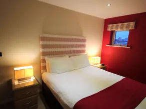 Curzon Place - Image 5