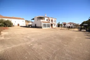 107487 - House in Yunquera - Image 5