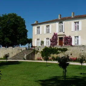 Chateau De Batz - Image 4